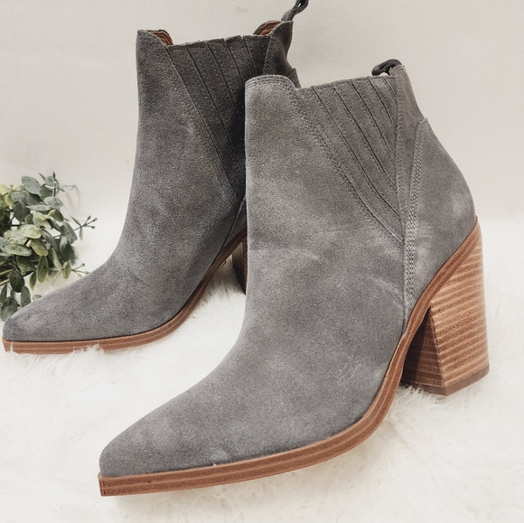 New Marc Fisher Alva Bootie 8.5 blue - Picture 3 of 14